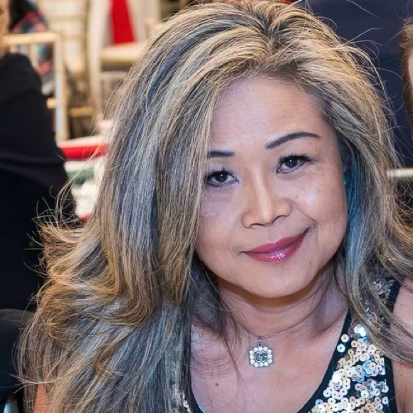 Meet your Posher, Ratana - Picture 2 of 3